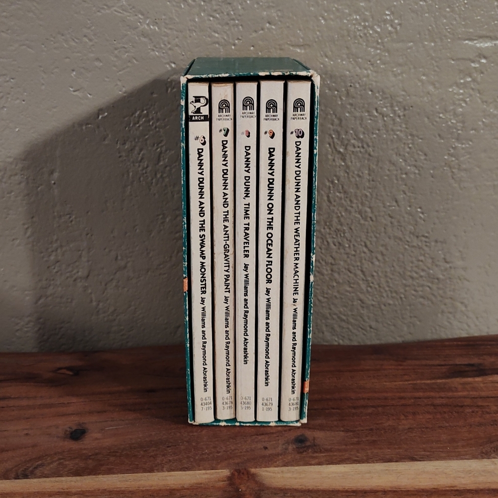 Danny Dunn #6-10 Fantastic Thrills & Fun Science Fiction Book Box Set - Picture 5 of 8
